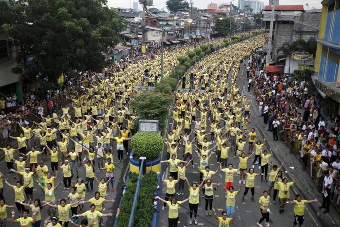 Mandaluyong city, metro Manila nung July 19, 2015 nü nisung 13,000-i Zumba class nung shilem agia Guinness World Records yanglutsü merangba noksa nung angur.  