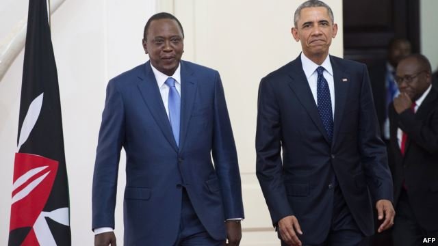 Obama-i Kenya Tir, Uhuru Kenyatta den ajurutepogo