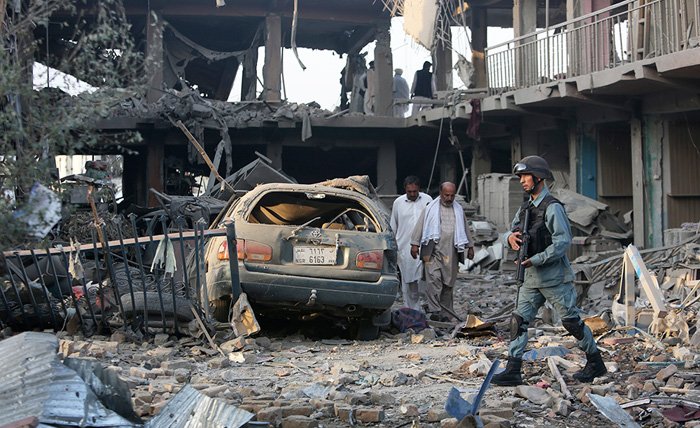 Kabul yimti nung bomb lendong atalok; 15 pokset, 400 shi yiru
