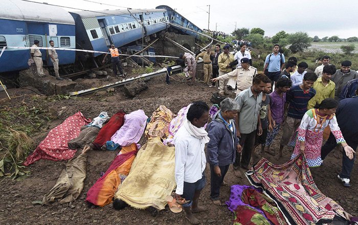 Madhya Pradesh train ana tsüok; nisung 29 asü