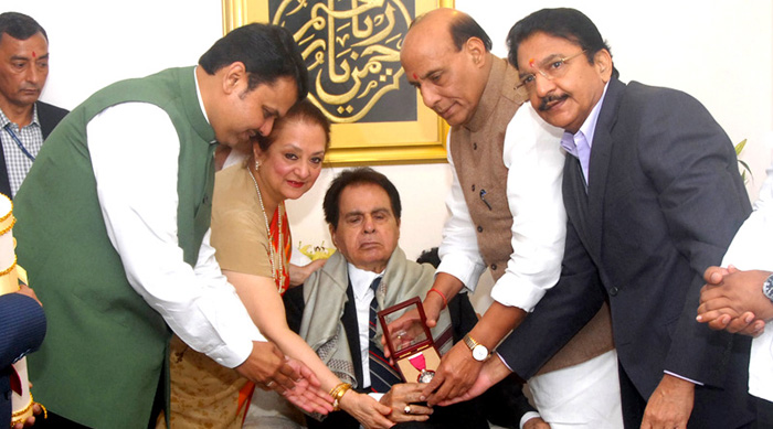 Dilip Kumar nem Padma Vibhushan award agütsü