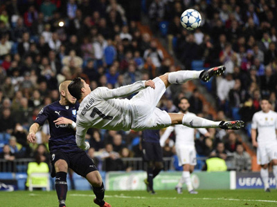 Malmo telok madak goal 8-0 agi takok ngua asayaba UEFA Champions League Group A asaya nung Cristiano Ronaldo-i par Real Madrid telok asoshi goal agütsütsü nükjidong nung scissor kick metsütsü merangba noksa nung angur. (Madrid, December 09)